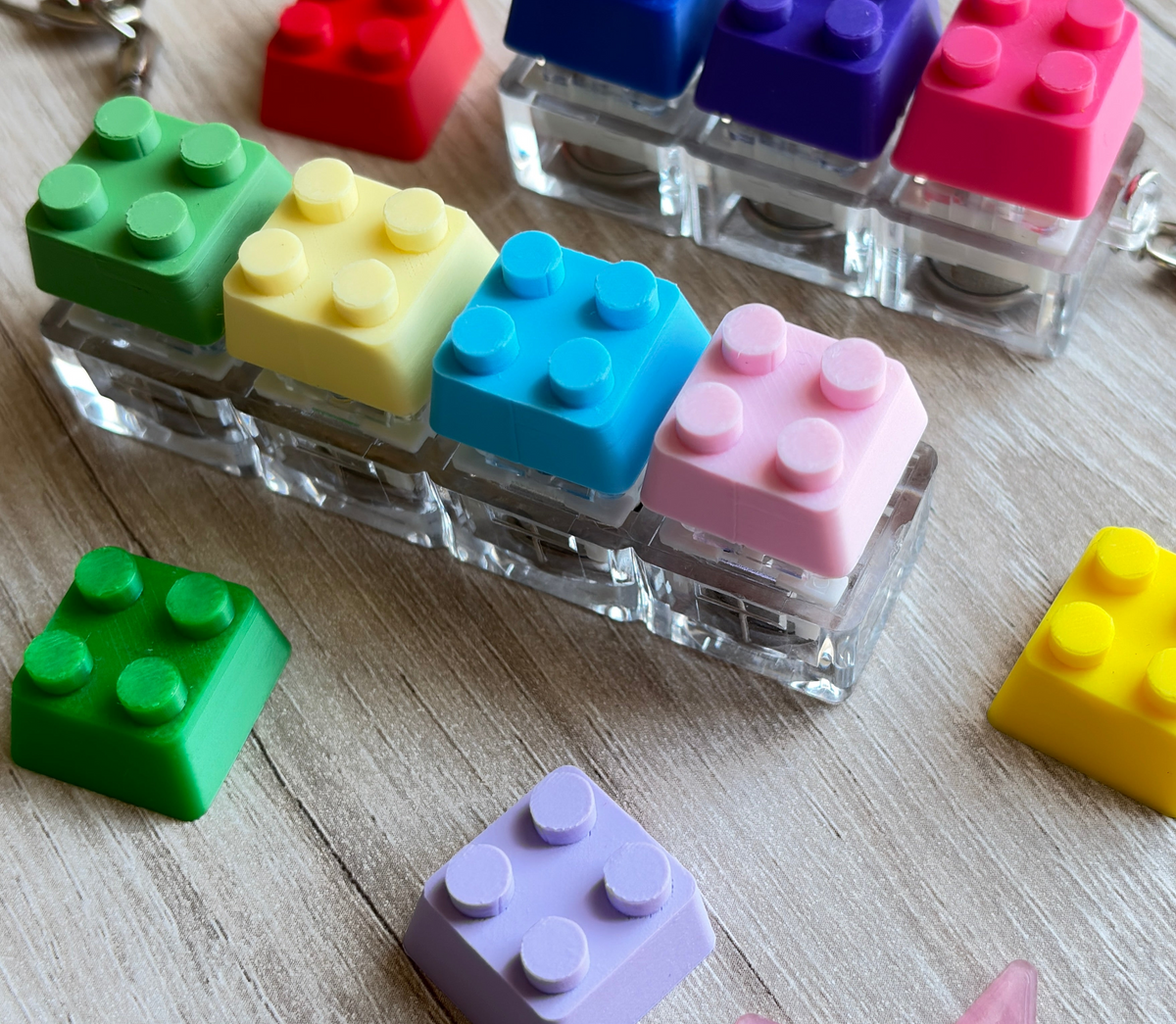 Fun Colored 4-Click Brick Click & Glow Keycap Keychain