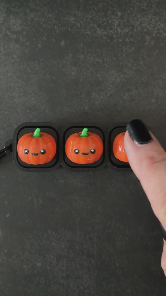 Peter Pumpkin Bun Chunky Clicker